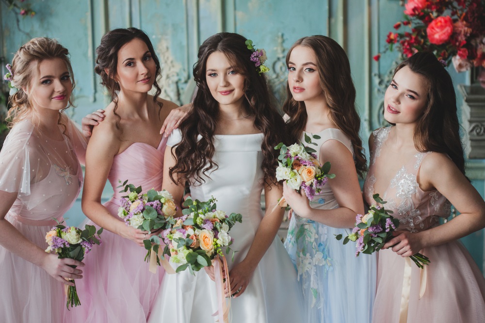 Bridesmaid Dress Shopping: Tips for a Successful Experience