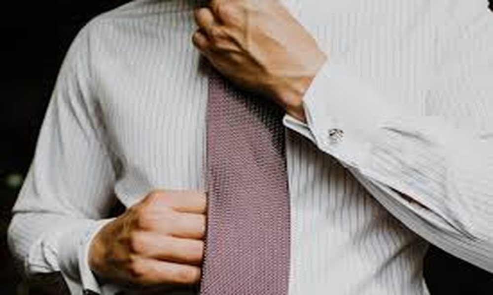 What Makes a Men’s Tailored Wedding Suit Worth the Investment?